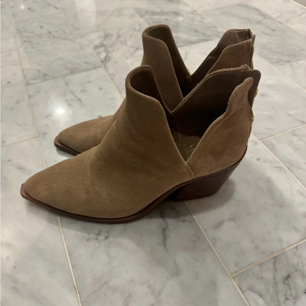 Booties - Picture 4 of 7